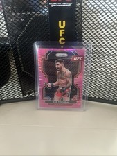 Pulsar rosa UFC Ilia Topuria