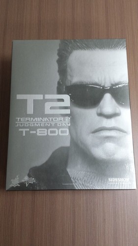 Hot toys mms 117 - t800, t