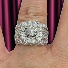 Anello da uomo in oro bianco 18 kt creato in laboratorio IGI 4,04 carati...