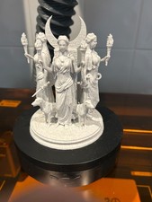 Questa statua alta 130 mm