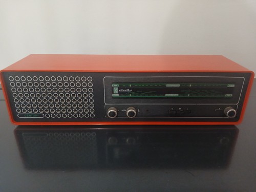 Radio vintage century dolly - radio,