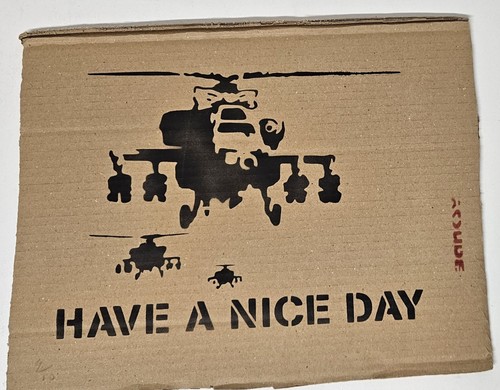 Banksy stencil su cartone - -,