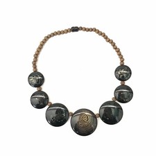 Collana da donna legno stile etnico usata come nuova marrone cerchi bigiotteria