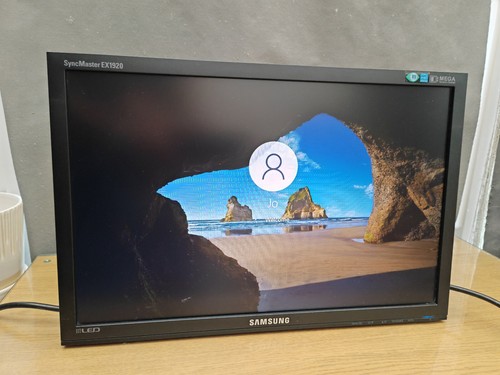Samsung syncmaster ex1920w - syncmaster,