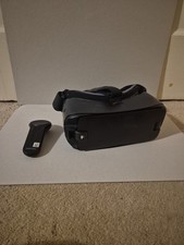 Samsung Oculus Gear VR Cuffie Smartphone con Controller