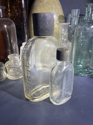 Pair vintage dettol - of,