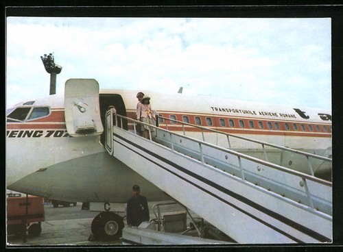 Aereo boeing 707 dei tarom - boeing,