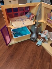 Chalet Bratz Winter time