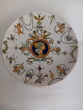 Molaroni Pesaro, piatto a grottesche con profilo di donna