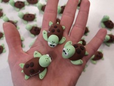 CALAMITA TARTARUGA GUIZZO NEMO PERSONALIZZABILE IN FIMO HANDMADE FESTA EVENTO