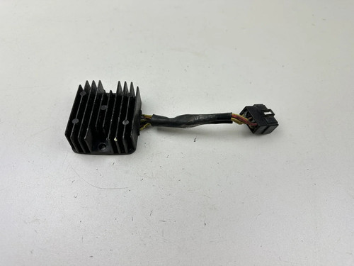 Regolatore tensione suzuki - regolatore,