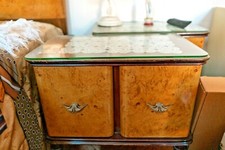 COMODINO IN RADICA STILE CHIPPENDALE ANNI '40 (MODERNARIATO)