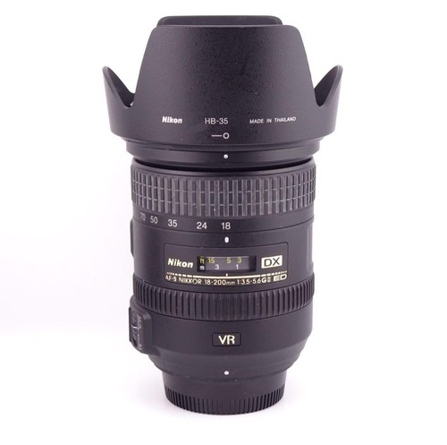 Nikkor 200 3 5 - 18-200, 1:3.5-5.6