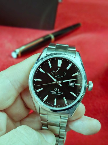 Orient star contemporary date - orient,