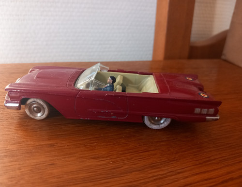 Dinky toys ford thunderbird - dinky,