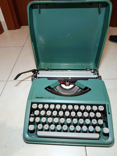 Macchina scrivere portatile - macchina, da