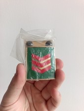 Grado in metallo  Corpo