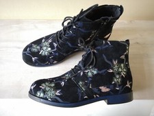 Scarpe donna stivaletti