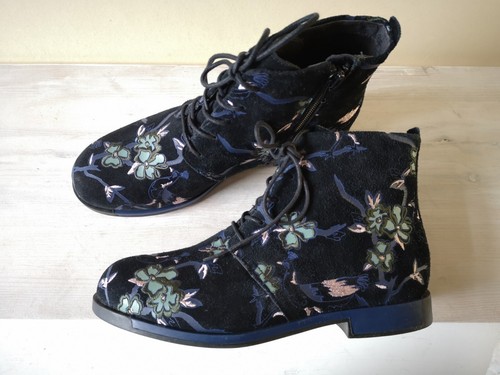 Scarpe donna stivaletti
