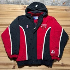 Giacca con cappuccio e zip