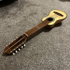 Ukulele chitarra Charango