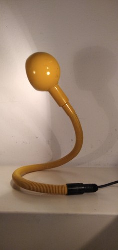 Hebi lamp gialla - hebi, des.isao