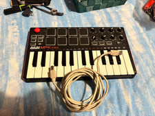 Akai Professional MPK Mini Play MK3 25 Tasti Tastiera MIDI Controller