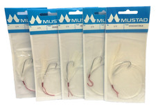 5 Ami montati con piuma per traina MUSTAD - Size 2/0 - Type Irresistible - AB761