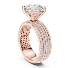 Anello con diamanti coltivati