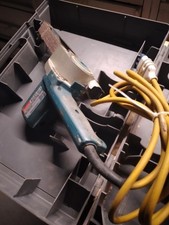 Levigatrice a nastro Makita 30