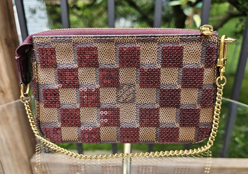 Louis vuitton mini pochette - louis,