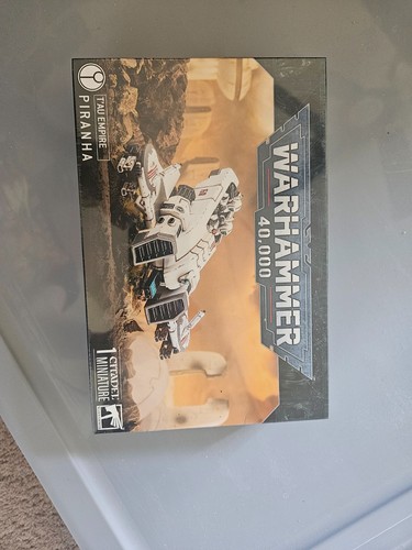 Warhammer 40k tau piranha new - warhammer,