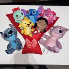 Disney Stitch Valentine 16"