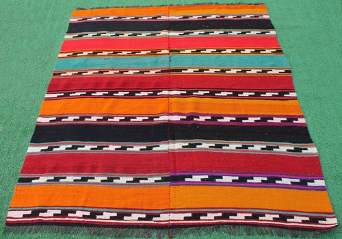 Tappeto vintage tribale