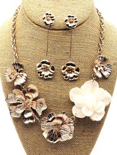 Vintage Firmato NY Color Oro