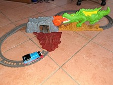 PISTA Mattel Thomas & Friends Fuga dal Dragone per Bambini