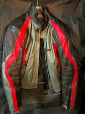 Giacca moto donna Dainese nera usata ma tenuta bene