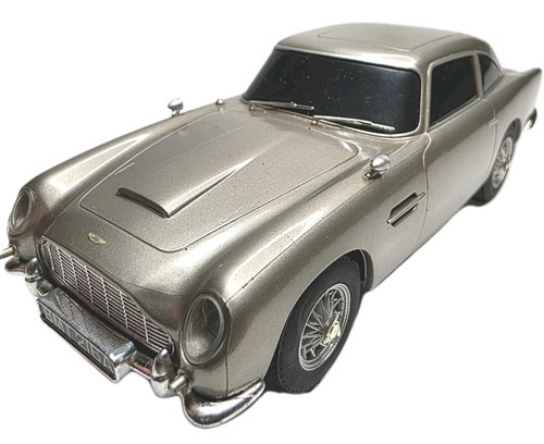 Scalextric james bonds aston - scalextric,