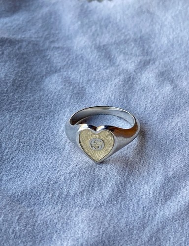 Gucci heart ring with - heart,