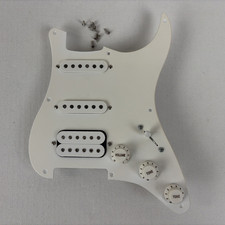 Battipenna carico Squier Affinity Stratocaster HSS ~ aggiornamenti ~ Alnicov ~ LEGGI