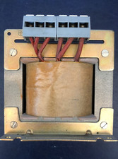 TRASFORMATORE LAMELLARE PRIMARIO 0/220/380 V SECONDARIO 0/24/48 V 200VA