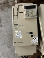 SERVO AZIONAMENTO YASKAWA - SERVOPACK - 02VD