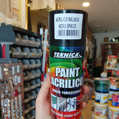 Smalto spray acrilico nero - acrilico,