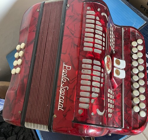 Paolo soprani fisarmonica - soprani,