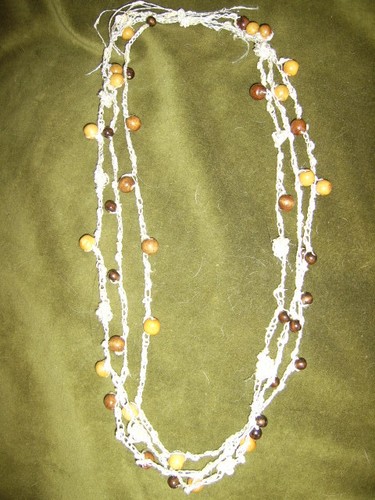 Collana uncinetto con - sfere, in