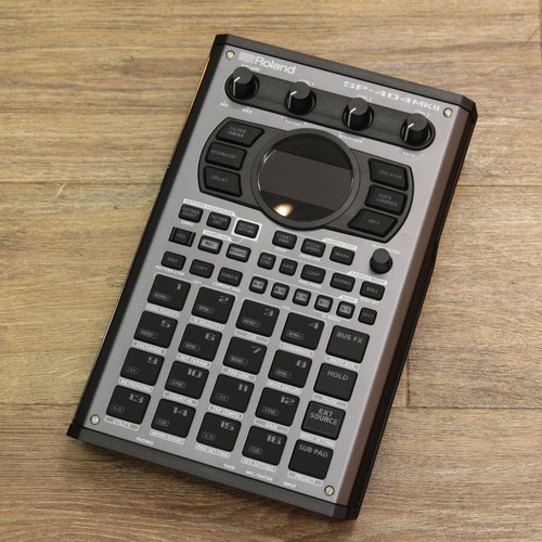 Roland 404 mkii f8r9774 - roland, sp-404