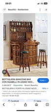 BOTTIGLIERA BANCONE BAR CON SGABELLI IN LEGNO NOCE. 
