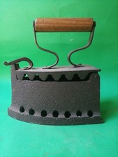 FERRO DA STIRO IN GHISA A