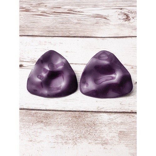 Vintage clip earrings - on,
