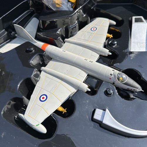 Corgi canberra 18 royal - corgi,
